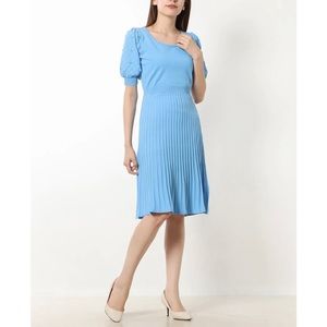 NANETTE BY NANETTE LEPORE Blue Pearl Sleeve Knit Dress